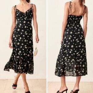 GORGEOUS Reformation Embry Black Dress with Sweet and Small Sunflower Print. NWT